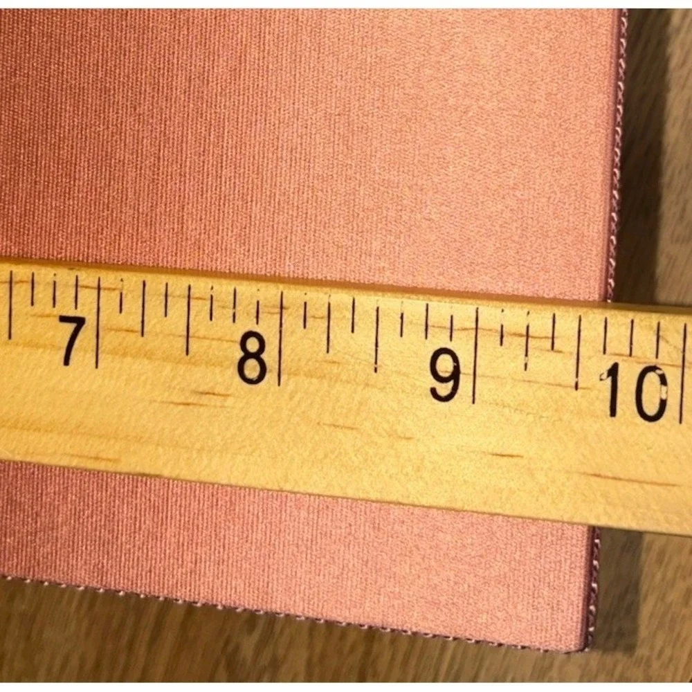 Gucci Gift Box Satin Dusty Rose Green Quilted‎  Lining 10x10x3.5
